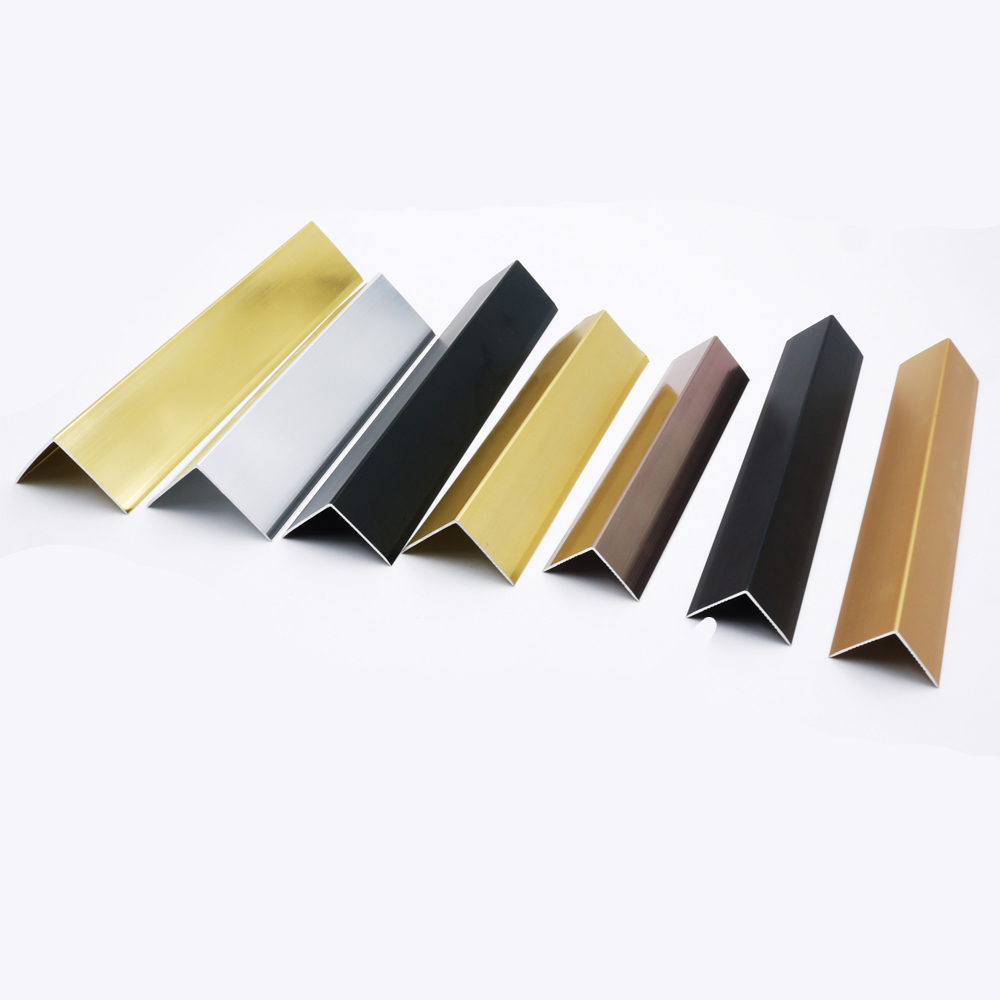 Категория Декоративные защитные уголки